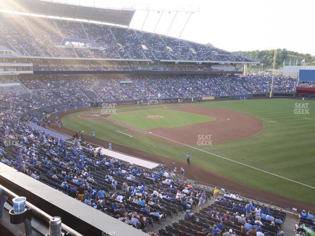 Seating view for Kauffman Stadium Section 322