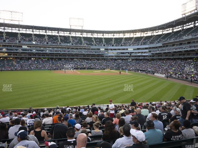 Seating view for Guaranteed Rate Field Section 160