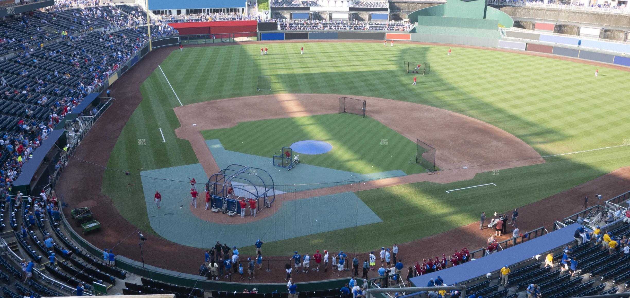 Seating view for Kauffman Stadium Section 424