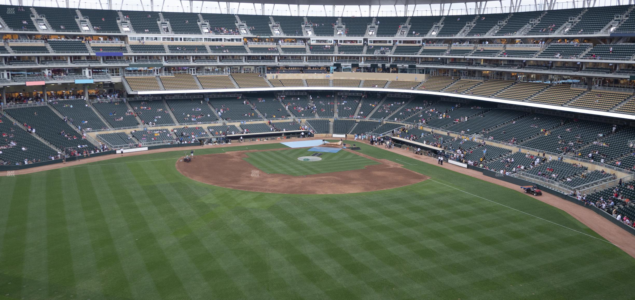 Seating view for Target Field Section 333