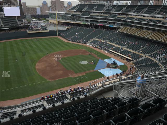 Seating view for Target Field Section 323