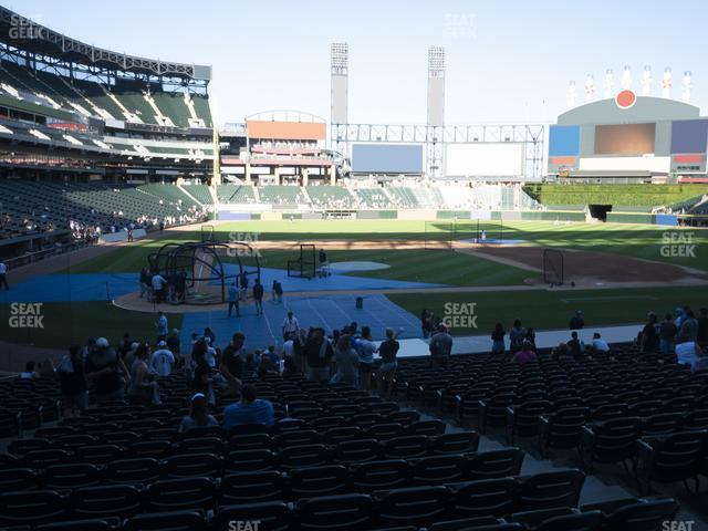 Seating view for Guaranteed Rate Field Section 128