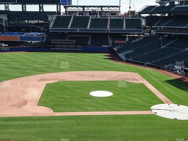 Seating view for Citi Field Section 326