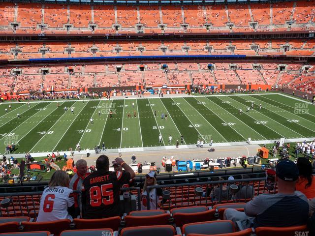 Seating view for Huntington Bank Field Section Club 308