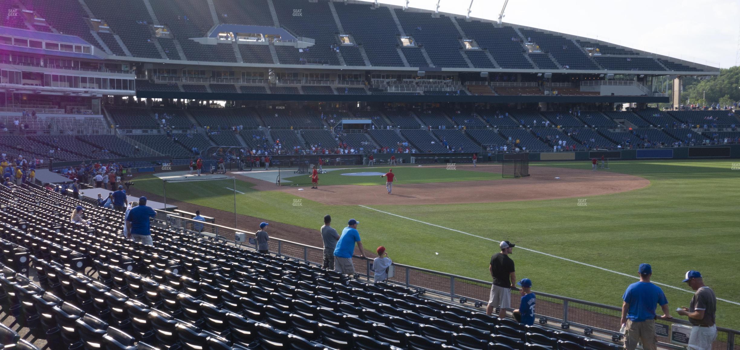 Seating view for Kauffman Stadium Section 143