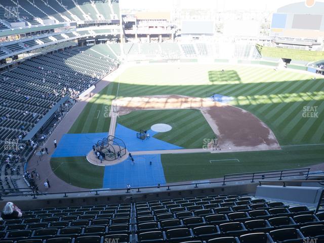 Seating view for Guaranteed Rate Field Section 527