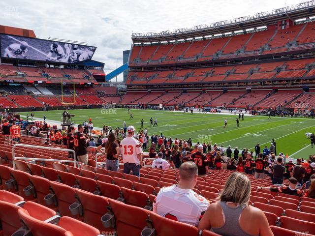 Seating view for Huntington Bank Field Section 138