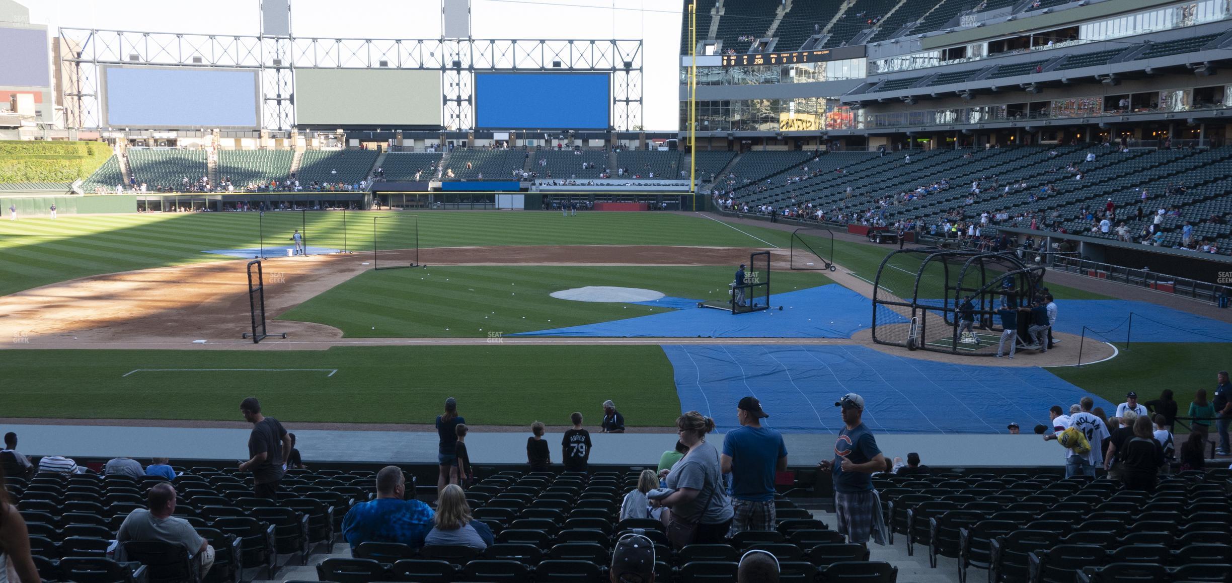 Seating view for Guaranteed Rate Field Section 138