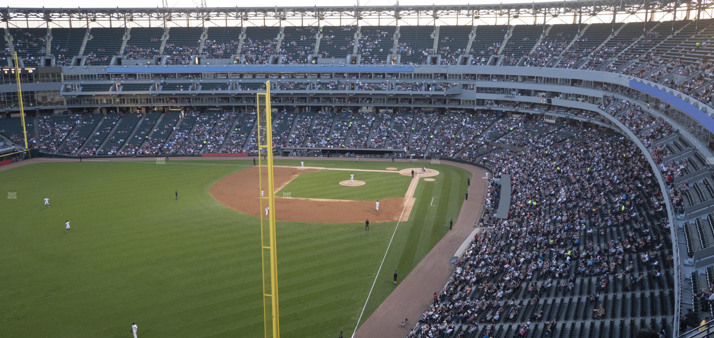 Seating view for Guaranteed Rate Field Section 557