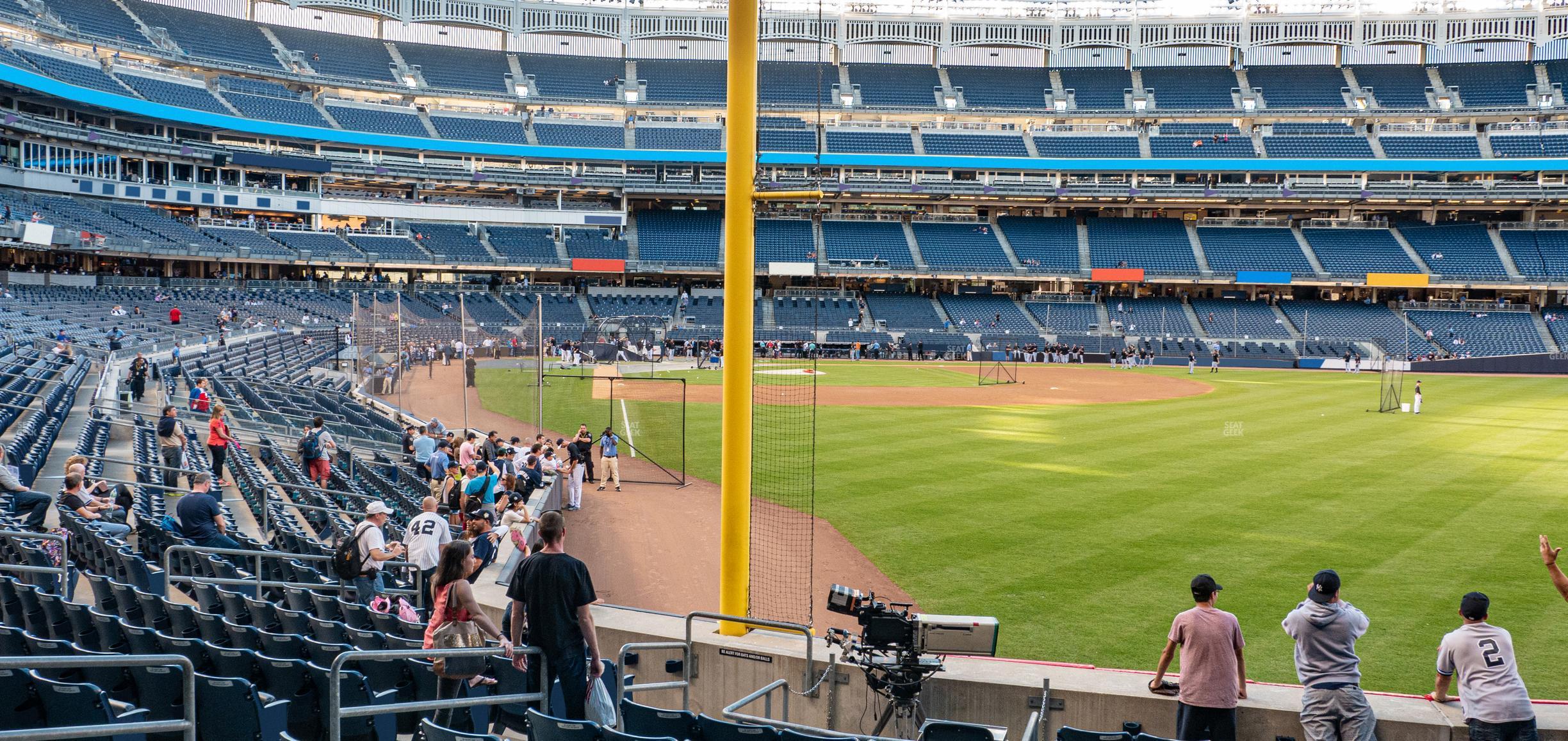 Seating view for Yankee Stadium Section Field Level 107