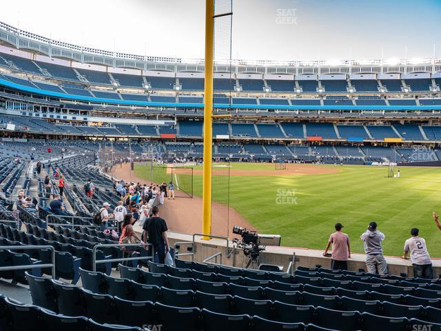 Seating view for Yankee Stadium Section Field Level 107