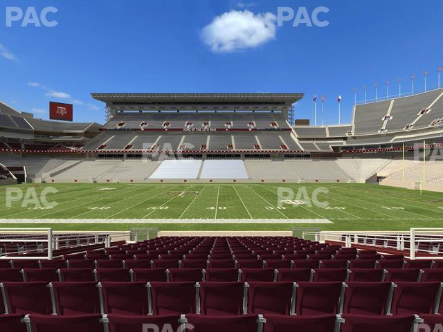 Seating view for Kyle Field Section Field Box 6