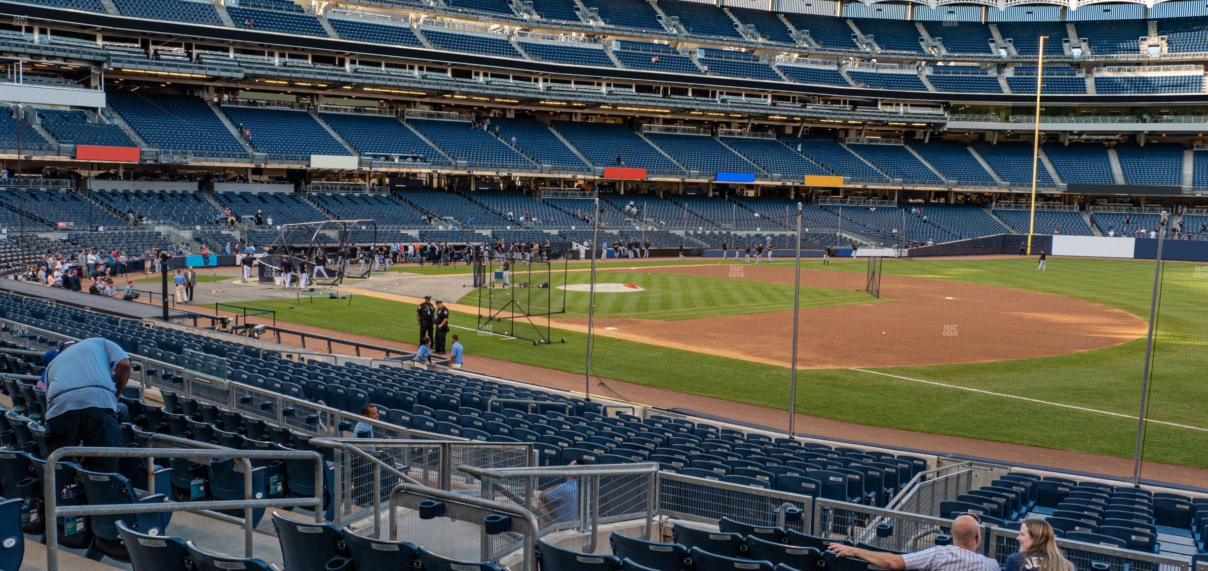 Seating view for Yankee Stadium Section Field Level 113