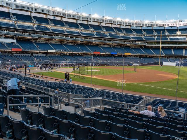 Seating view for Yankee Stadium Section Field Level 113