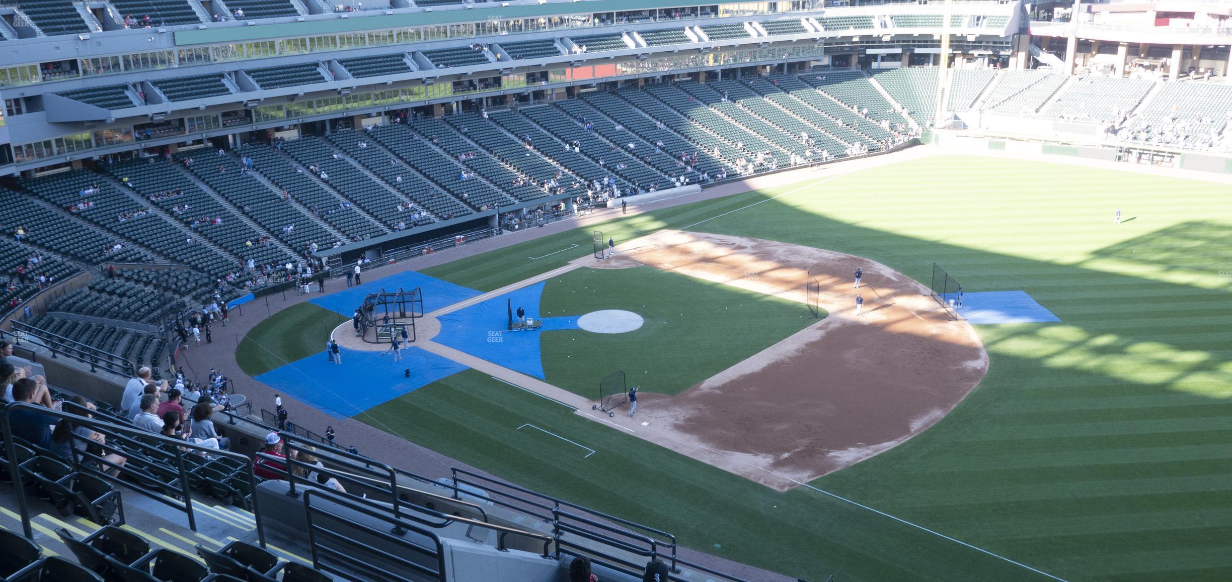 Seating view for Guaranteed Rate Field Section 518