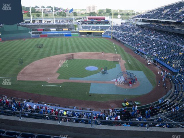 Seating view for Kauffman Stadium Section 413 R