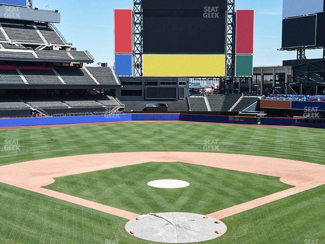 Seating view for Citi Field Section Empire Suite 222