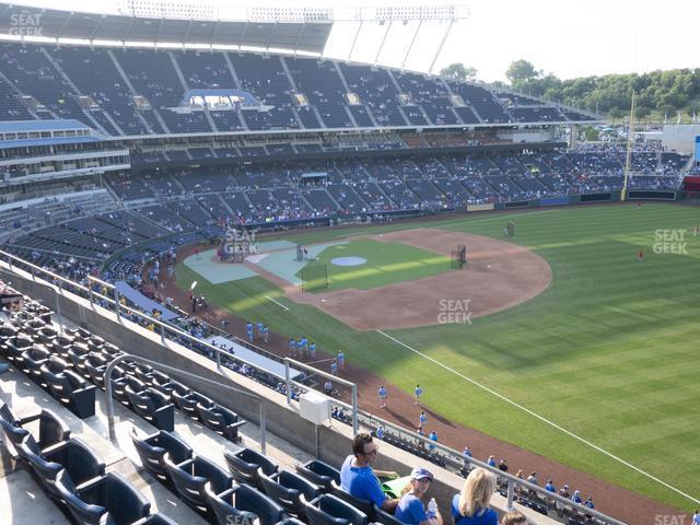 Seating view for Kauffman Stadium Section 437 R