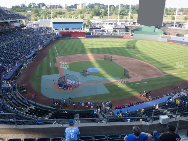 Seating view for Kauffman Stadium Section 425 R