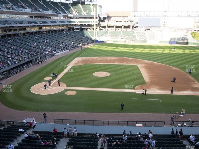 Seating view for Guaranteed Rate Field Section 326