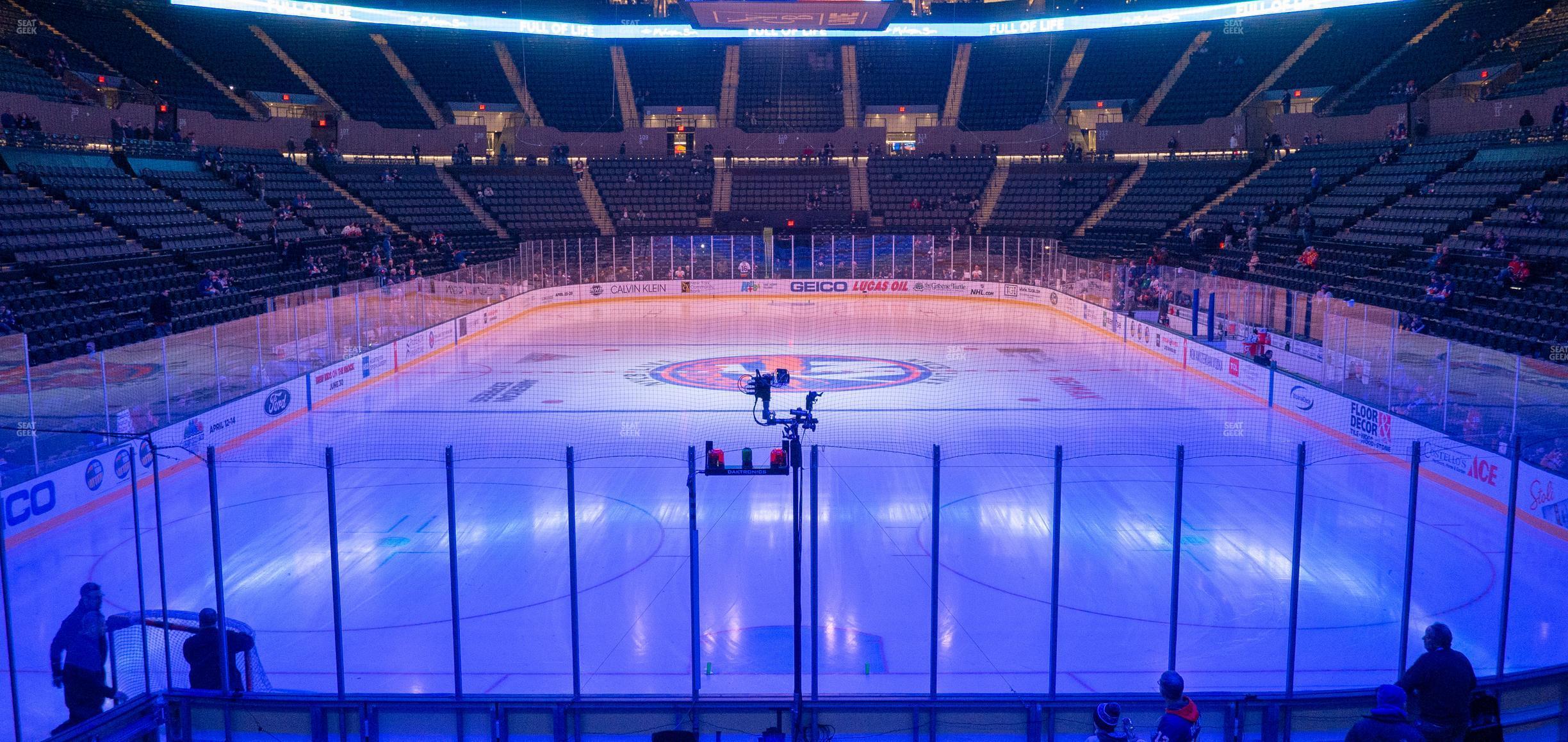 Seating view for Nassau Coliseum Section 124