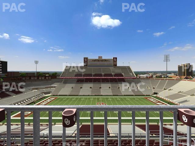 Seating view for Gaylord Family Oklahoma Memorial Stadium Section 130