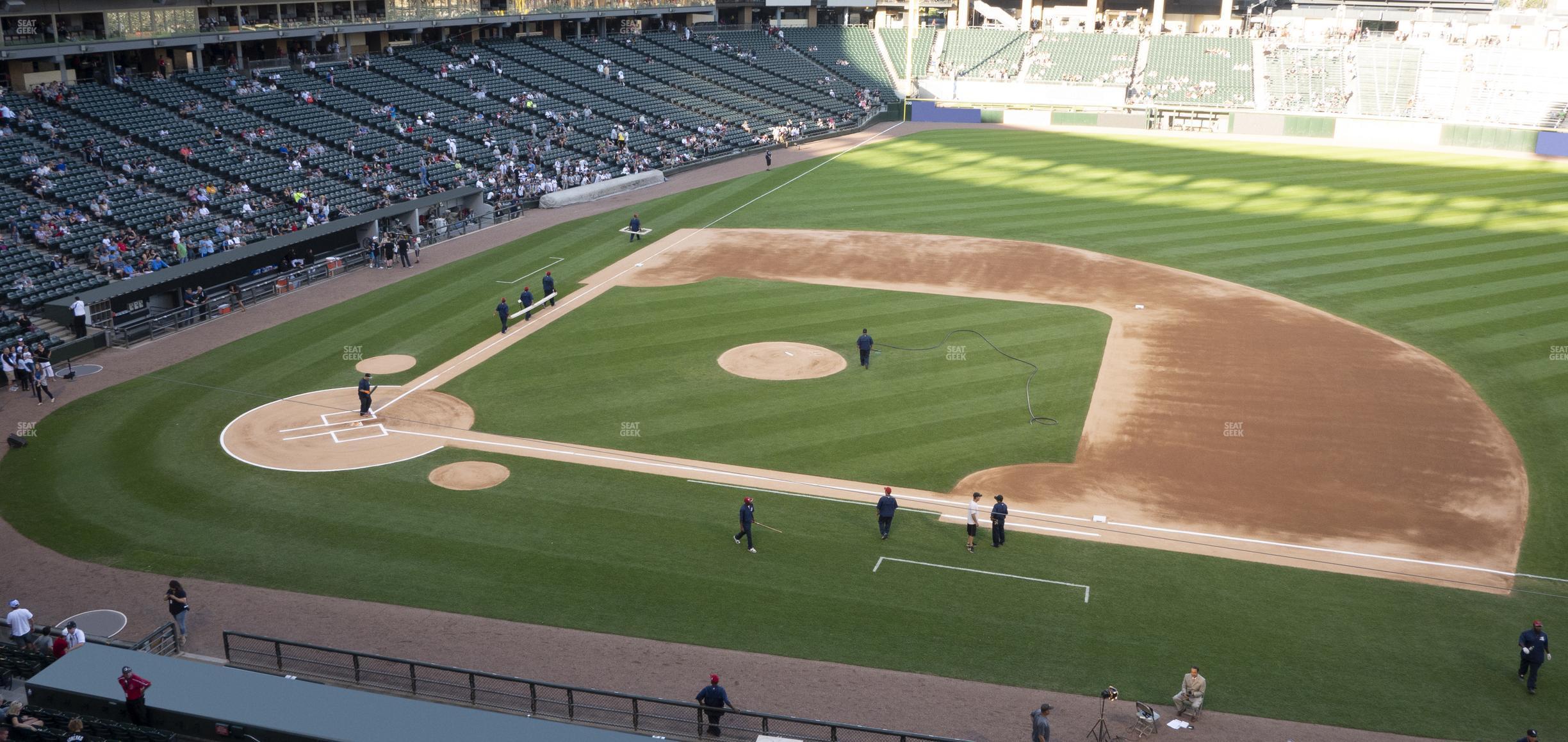 Seating view for Guaranteed Rate Field Section 324