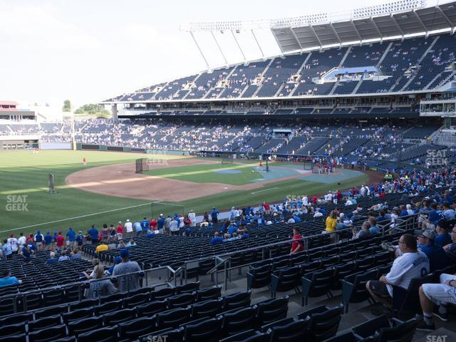 Seating view for Kauffman Stadium Section 214