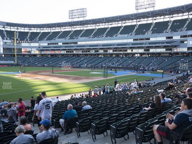 Seating view for Guaranteed Rate Field Section 147