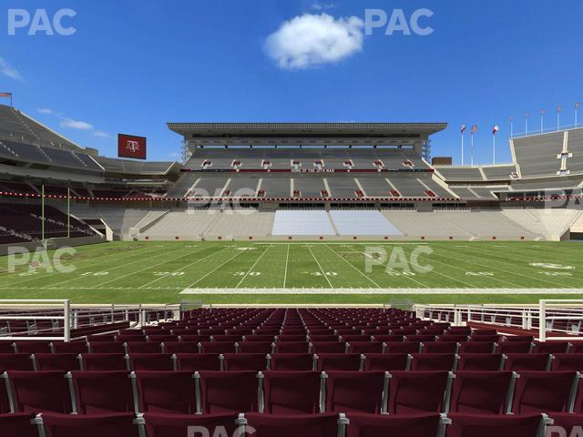 Seating view for Kyle Field Section Field Box 8