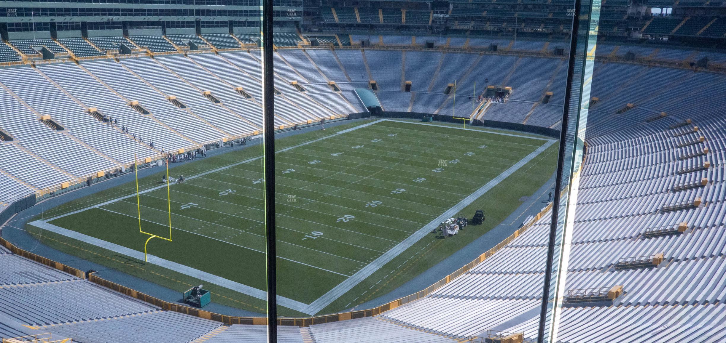 Seating view for Lambeau Field Section 674