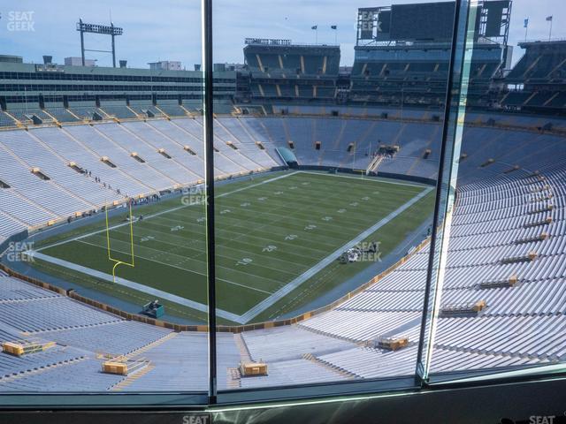 Seating view for Lambeau Field Section 674