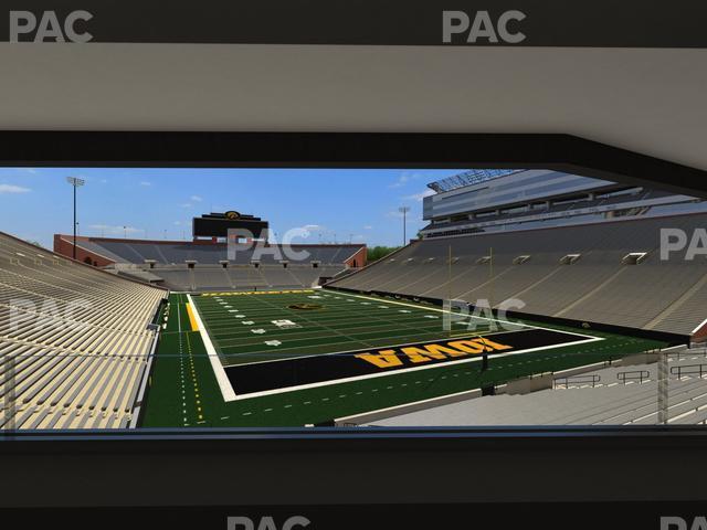 Seating view for Kinnick Stadium Section Ironmen Box 17