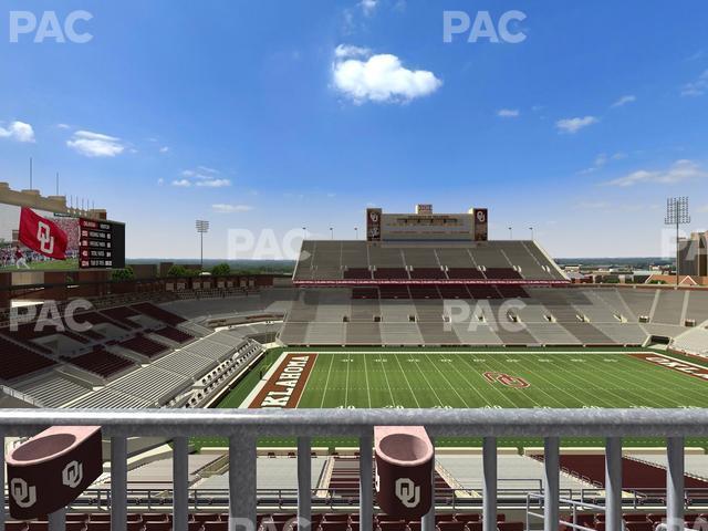 Seating view for Gaylord Family Oklahoma Memorial Stadium Section 133