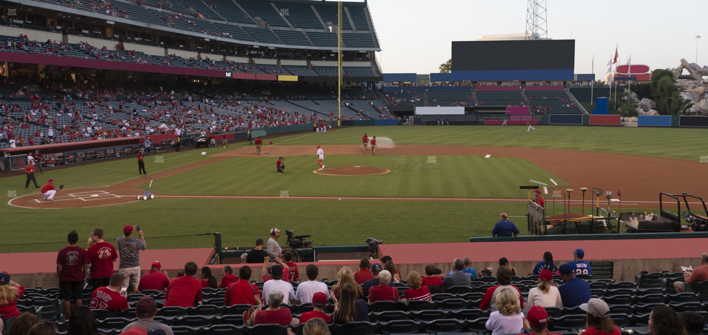 Seating view for Angel Stadium of Anaheim Section 123