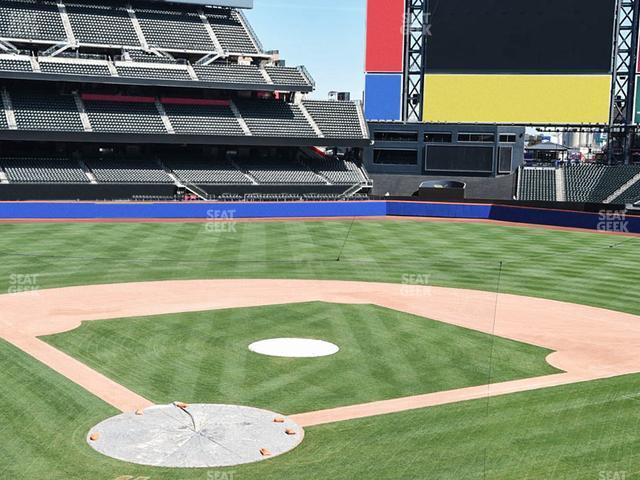 Seating view for Citi Field Section Empire Suite 219