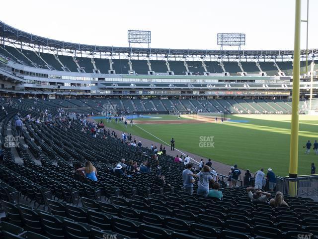 Seating view for Guaranteed Rate Field Section 109