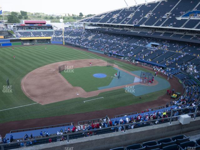 Seating view for Kauffman Stadium Section 409 R