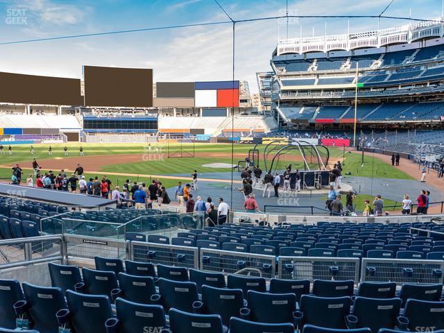 Seating view for Yankee Stadium Section Field Mvp 121 B