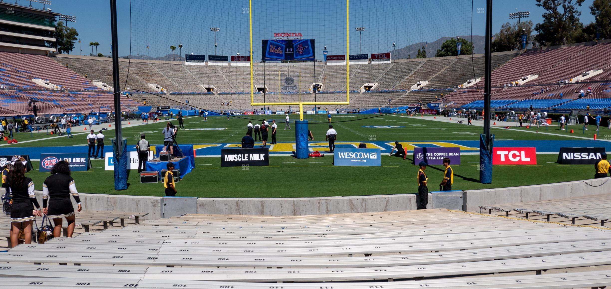 Seating view for Rose Bowl Stadium Section Lower 26