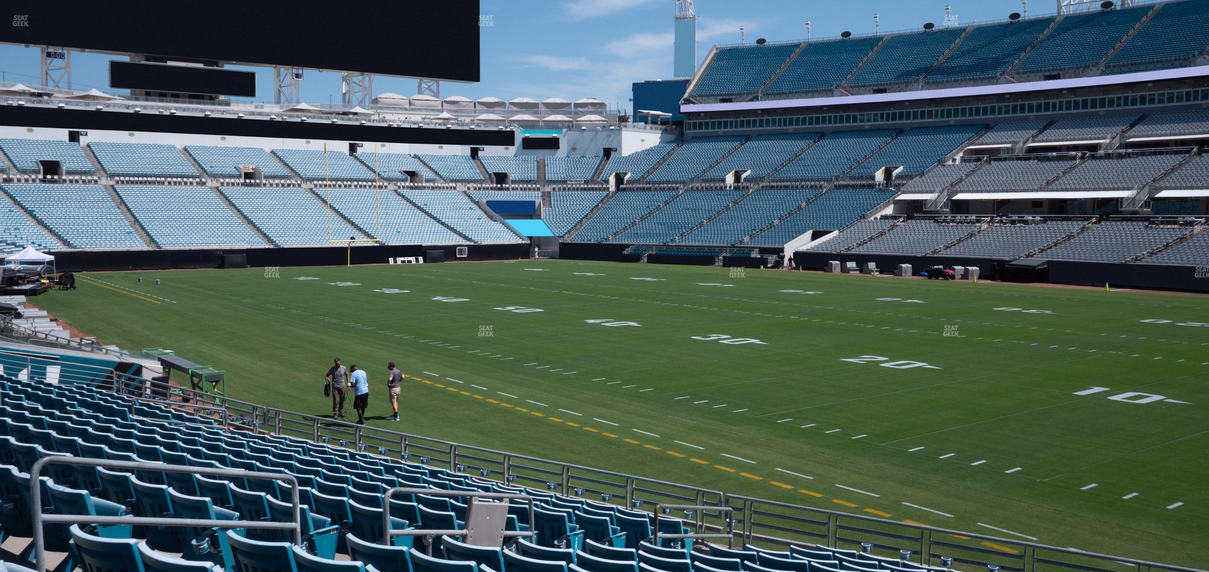 Seating view for EverBank Stadium Section 104