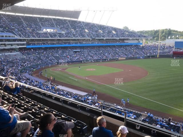 Seating view for Kauffman Stadium Section 323