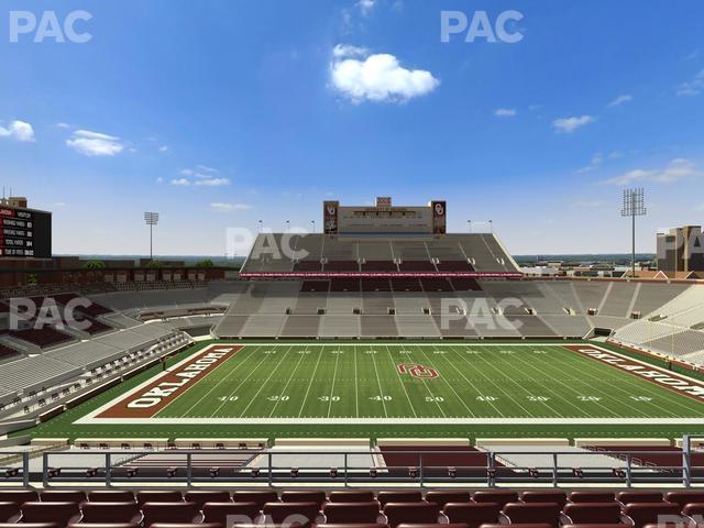 Seating view for Gaylord Family Oklahoma Memorial Stadium Section 131