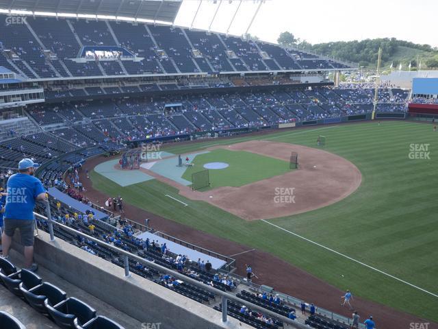 Seating view for Kauffman Stadium Section 435 R