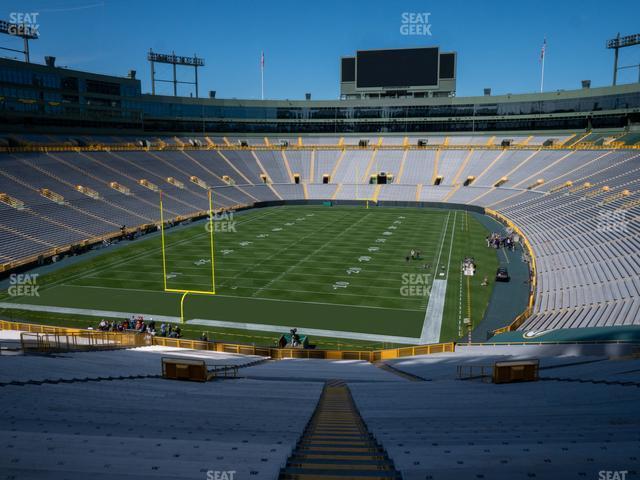 Seating view for Lambeau Field Section 135