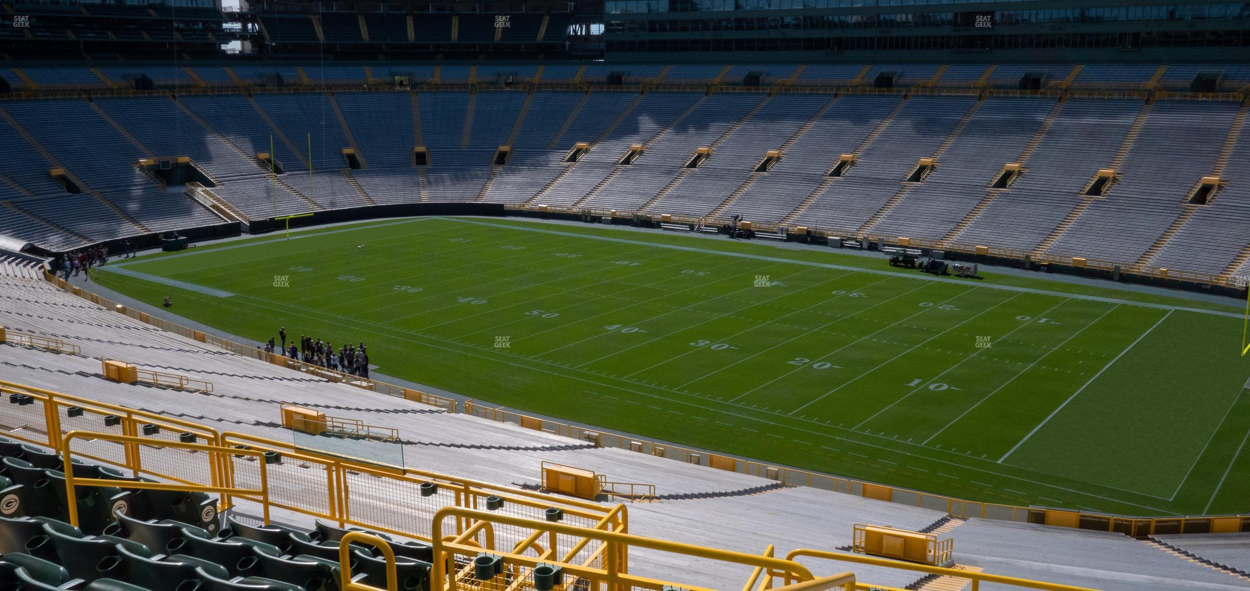 Seating view for Lambeau Field Section 411