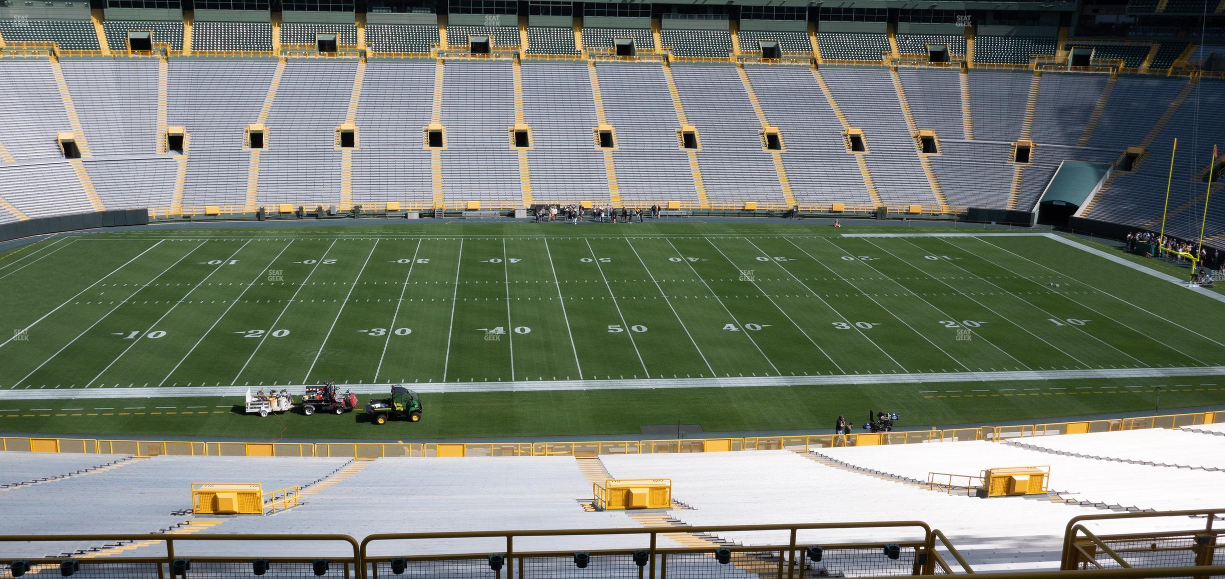 Seating view for Lambeau Field Section 324