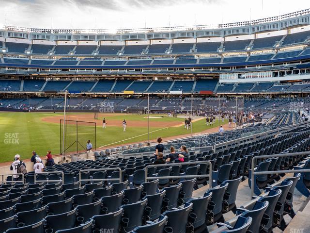 Seating view for Yankee Stadium Section Field Level 130