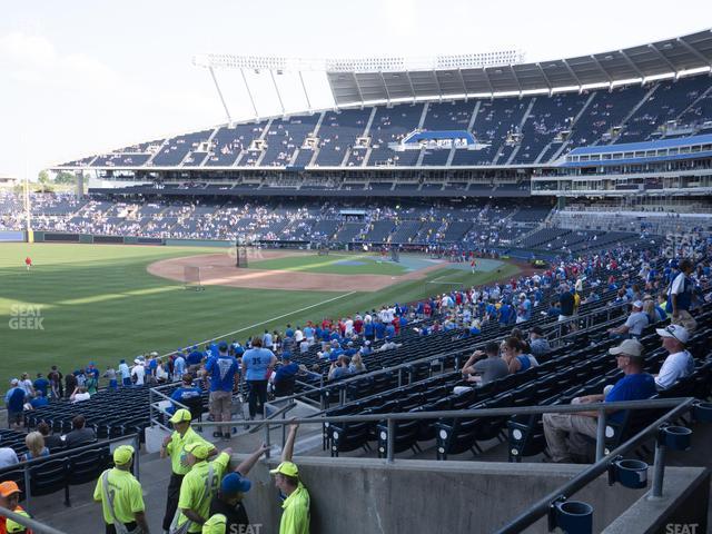 Seating view for Kauffman Stadium Section 210