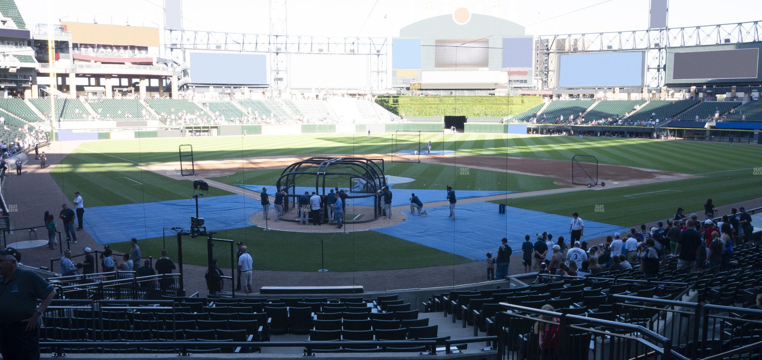 Seating view for Guaranteed Rate Field Section 131